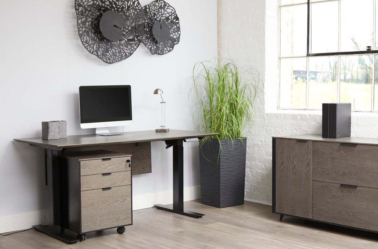 Oslo Electric Standing Desk 71" in Grey