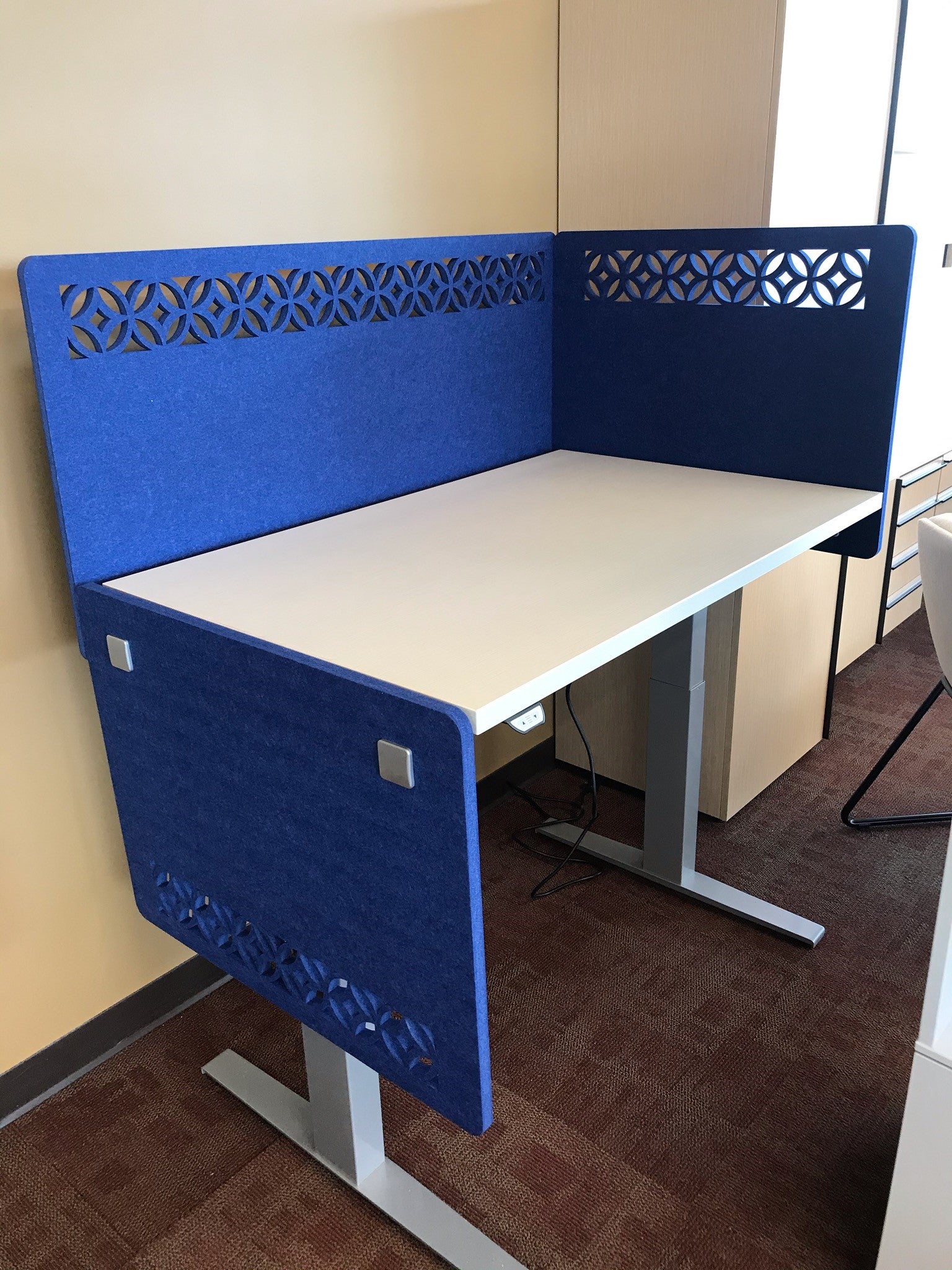 SwitchIt Desk Dividers 90% Sound Absorb with Magnetic Mount
